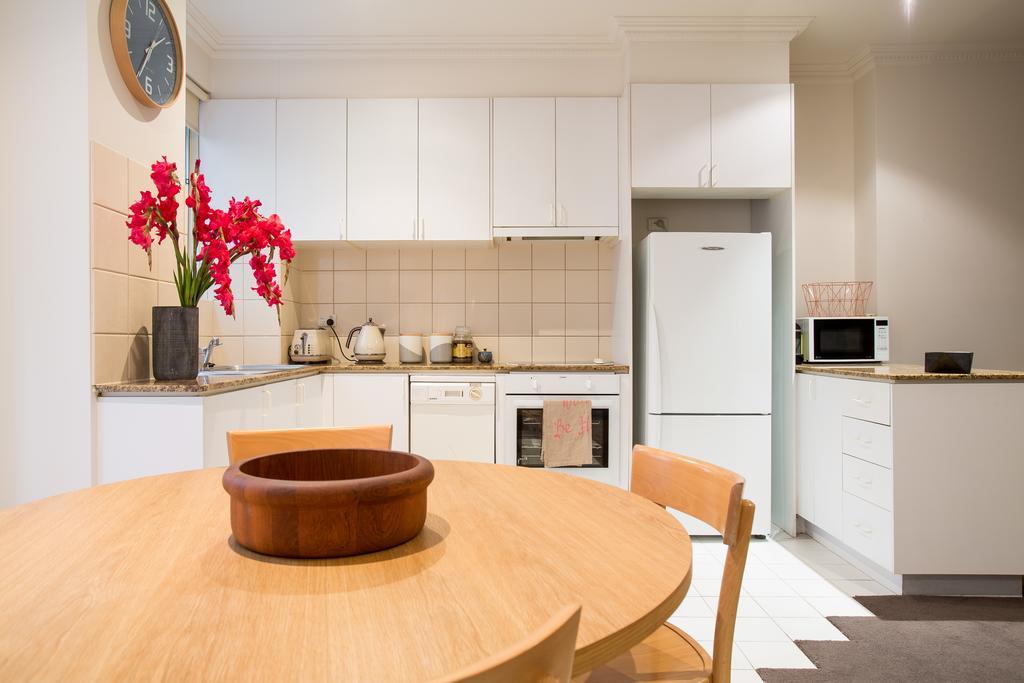 1 Exhibition Apartment Hotel Melbourne Phòng bức ảnh